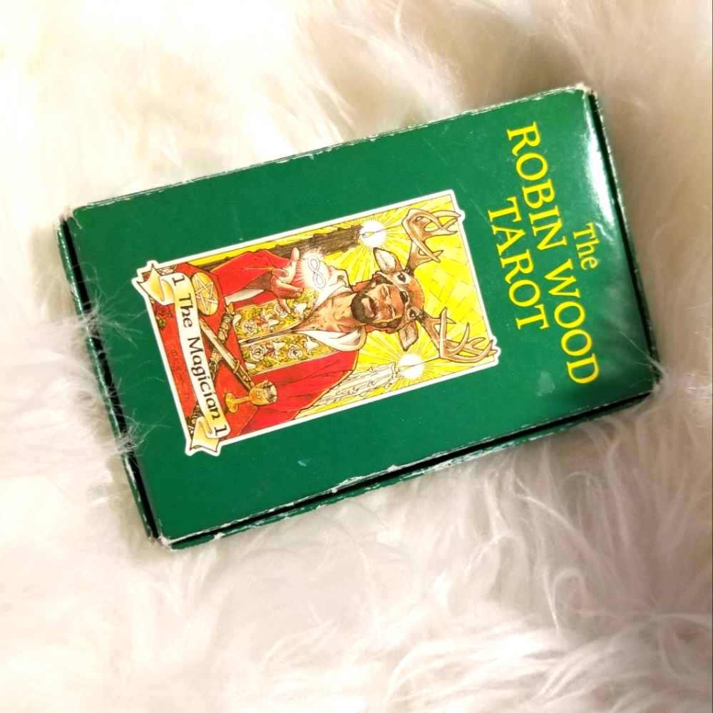 The Robinwood Tarot deck